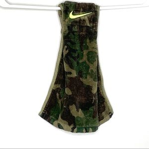 *Nike* OS Green Camo Football Towel